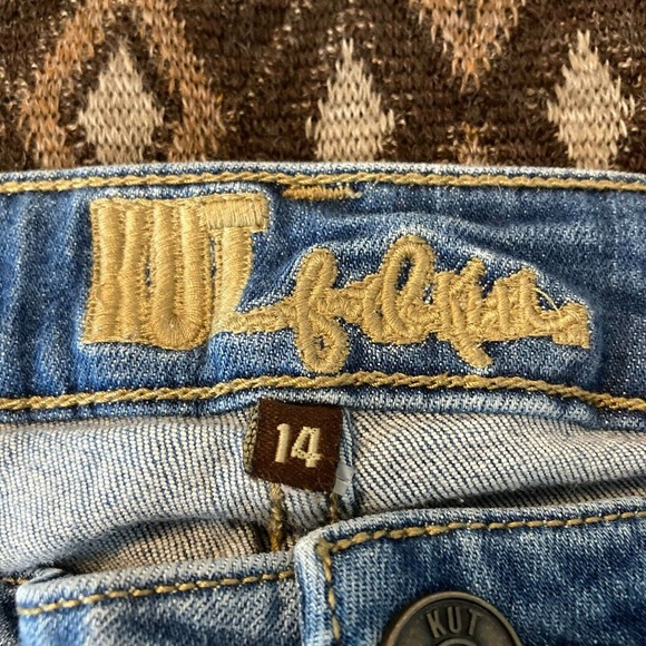 Kut From The Kloth Jeans Womens Sz 16 Blue Straight Denim Distressed Ripped - Picture 5 of 10